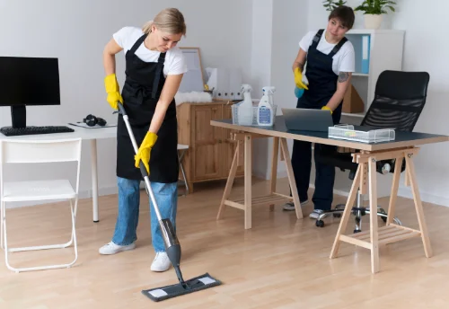 Nettoyage de bureau professionnel à Dun-le-Poëlier